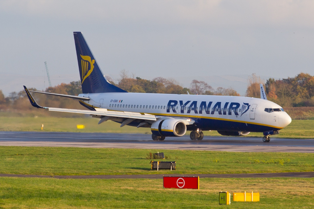 Photo of Ryanair EI-EBG, Boeing 737-800