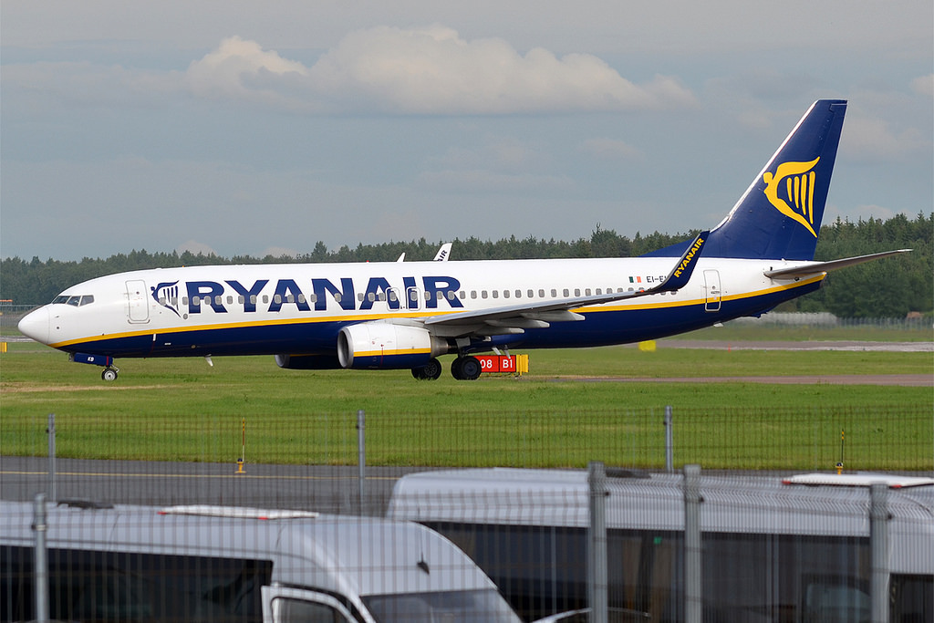 Photo of Ryanair EI-EKB, Boeing 737-800