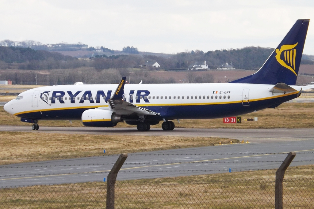 Photo of Ryanair EI-ENY, Boeing 737-800