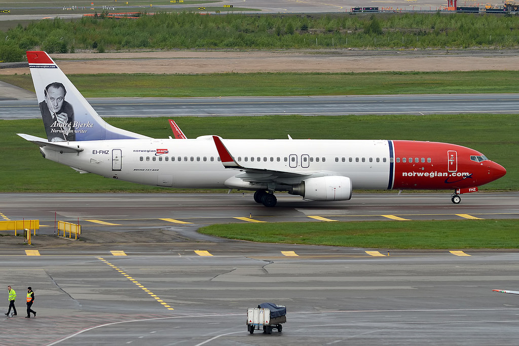Photo of Norwegian Air International EI-FHZ, Boeing 737-800