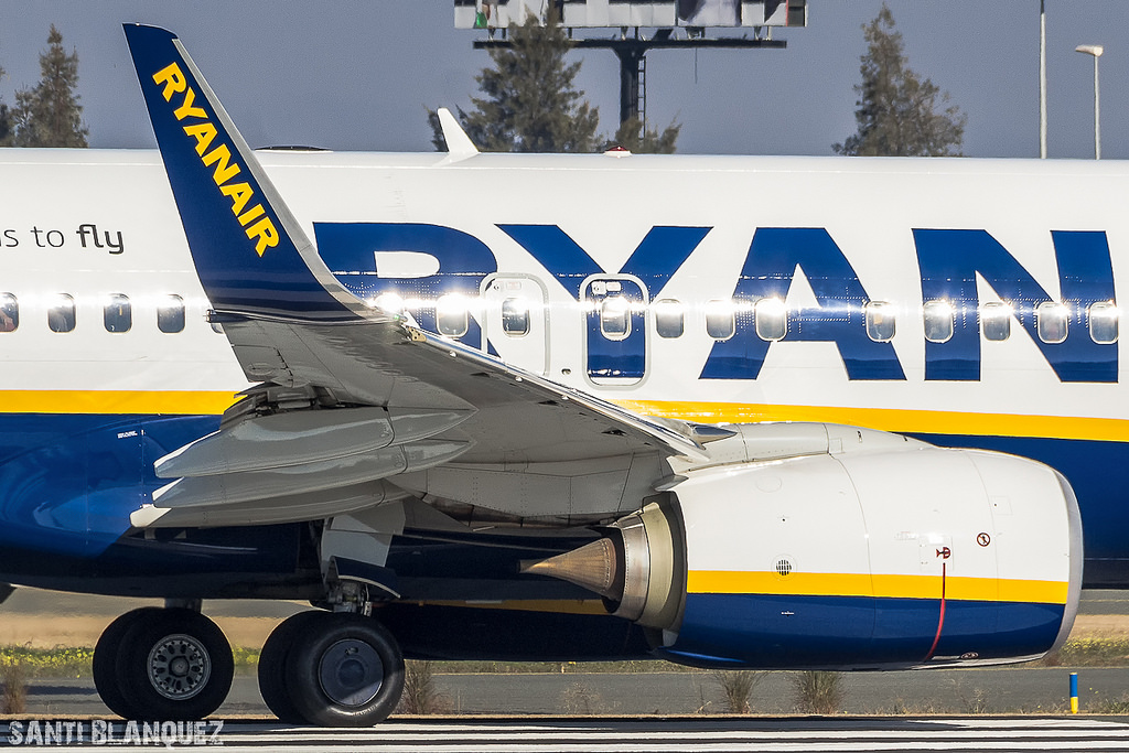 Photo of Ryanair EI-FIJ, Boeing 737-800