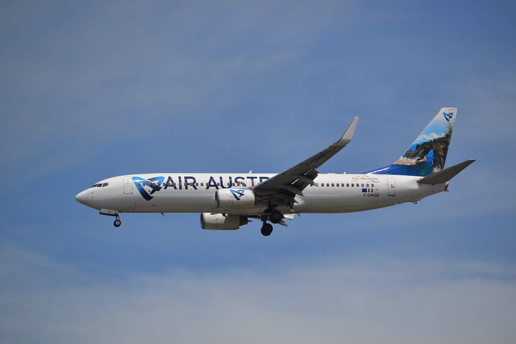 Photo of Air Austral F-ONGB, Boeing 737-800