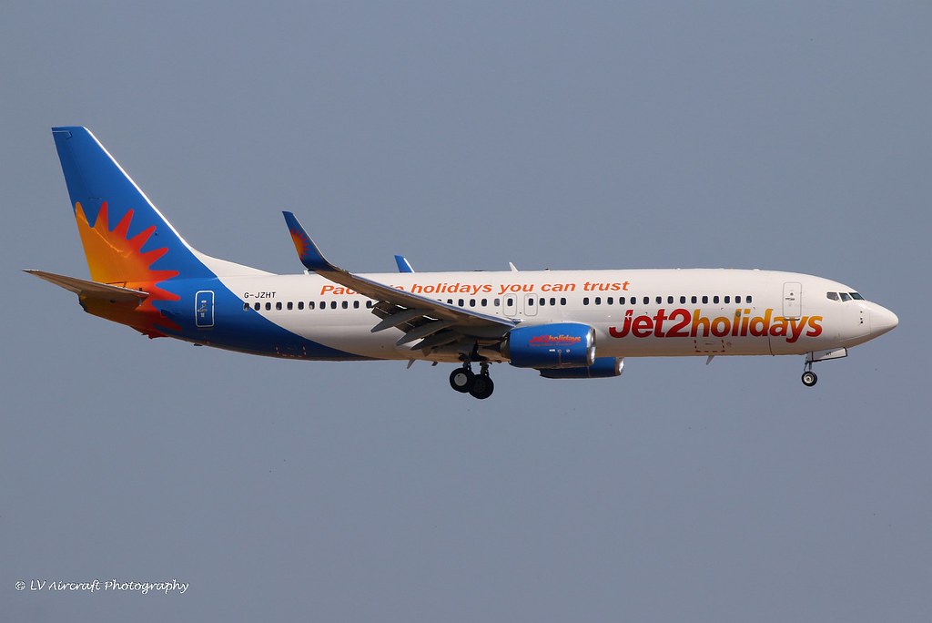 Photo of Jet2.com G-JZHT, Boeing 737-800