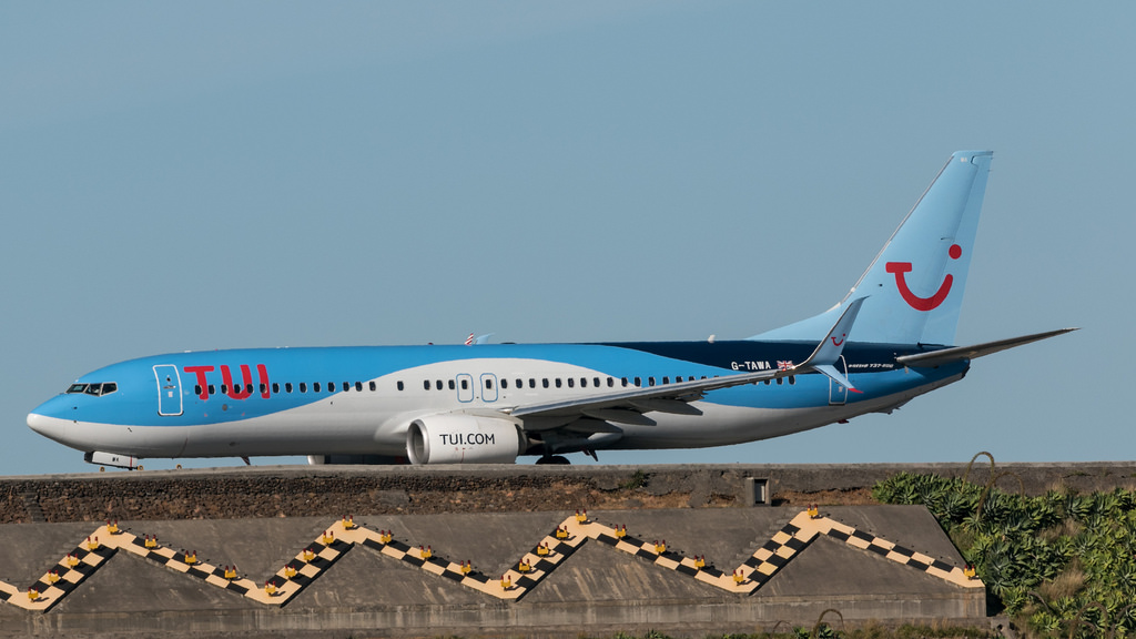 Photo of TUI Airways G-TAWA, Boeing 737-800