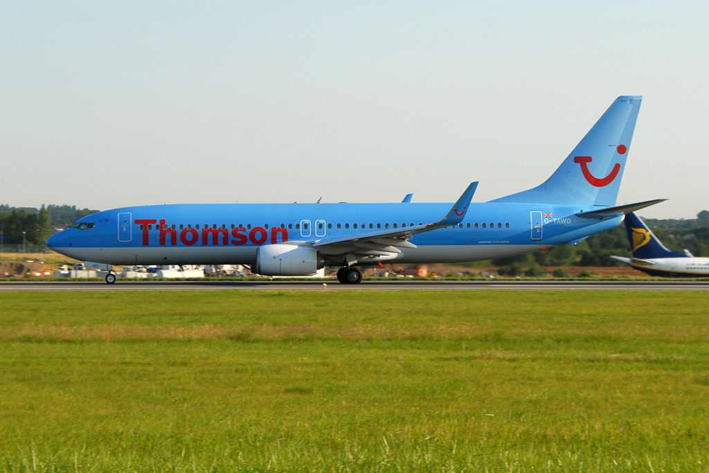 Photo of Thomson Airways G-TAWD, Boeing 737-800