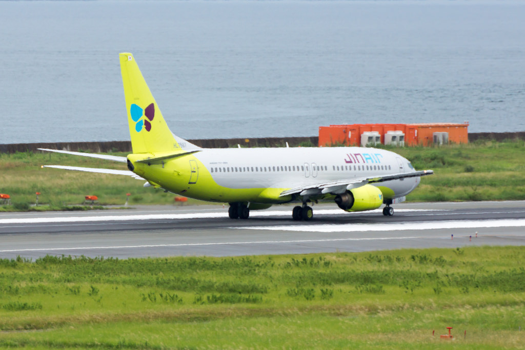 Photo of Jin Air HL7567, Boeing 737-800
