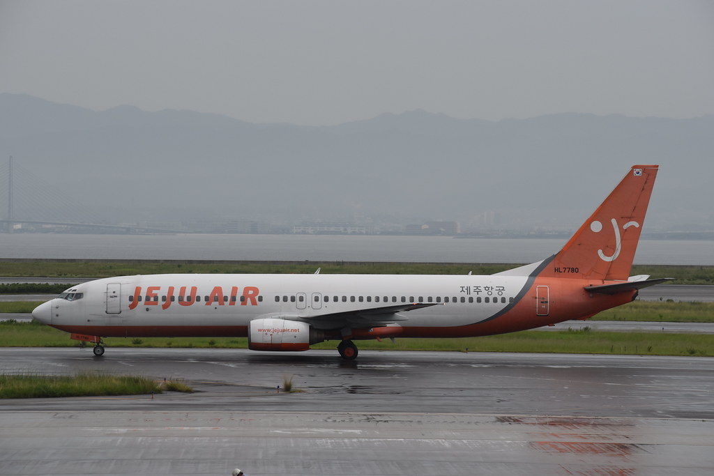 Photo of Jeju Air HL7780, Boeing 737-800