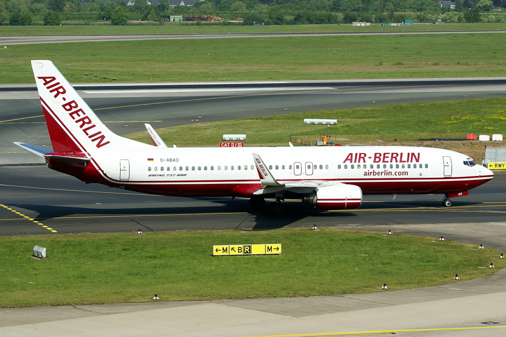 Photo of t'way Airlines HL8253, Boeing 737-800