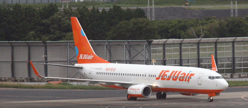 Photo of Jeju Air HL8332, Boeing 737-800