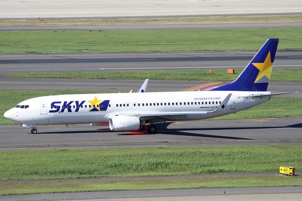 Photo of Skymark Airlines JA73NA, Boeing 737-800