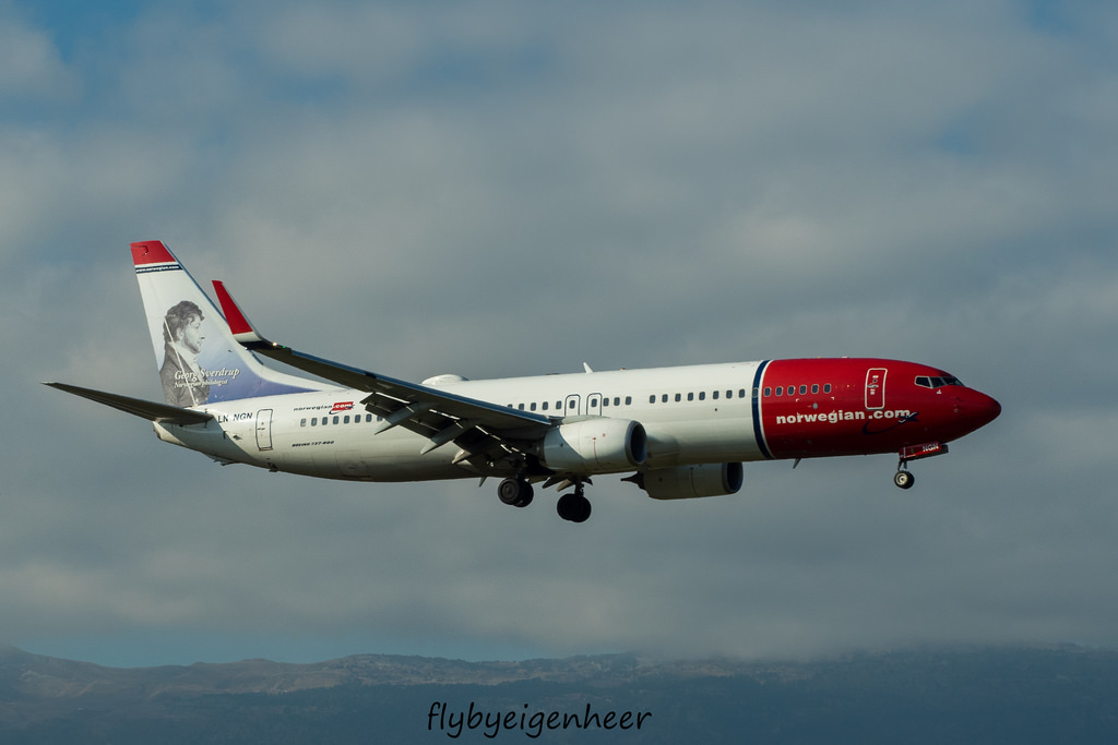 Photo of Norwegian Air Shuttle LN-NGN, Boeing 737-800