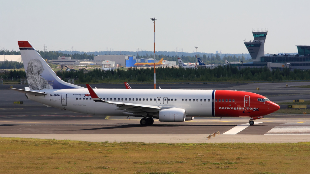 Photo of Norwegian LN-NOU, Boeing 737-800