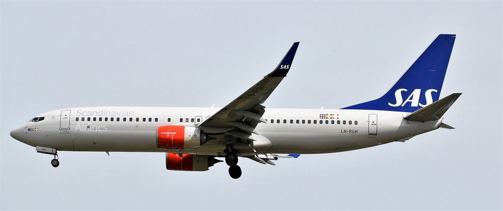 Photo of SAS Scandinavian Airlines LN-RGH, Boeing 737-800