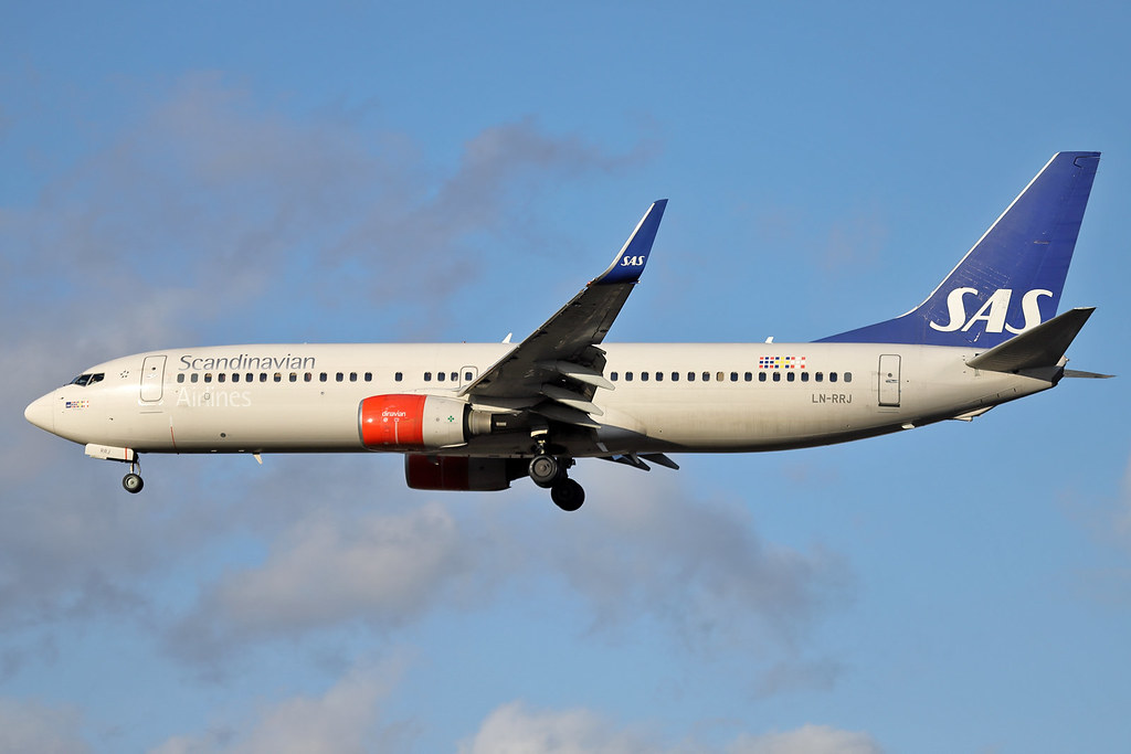 Photo of SAS Scandinavian Airlines LN-RRJ, Boeing 737-800