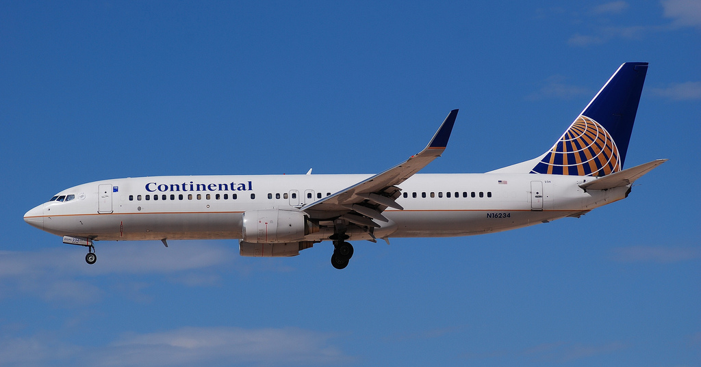 Photo of United N16234, Boeing 737-800