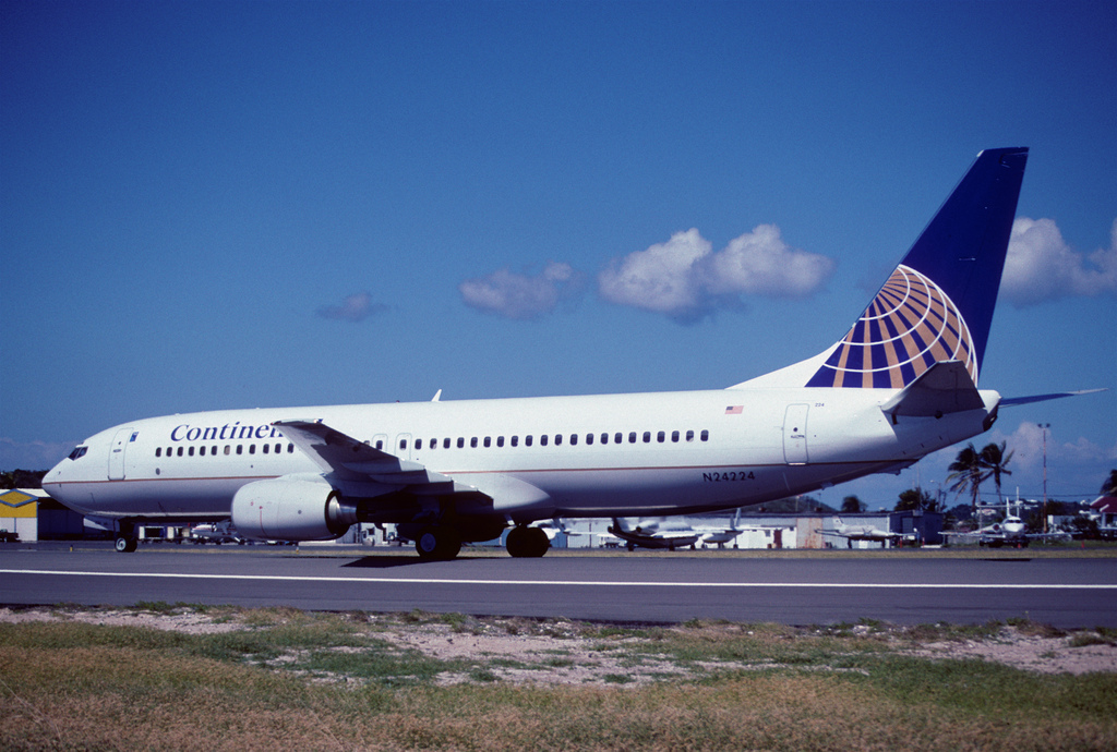 Photo of United N24224, Boeing 737-800