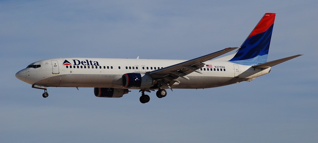 Photo of Delta Airlines N375DA, Boeing 737-800