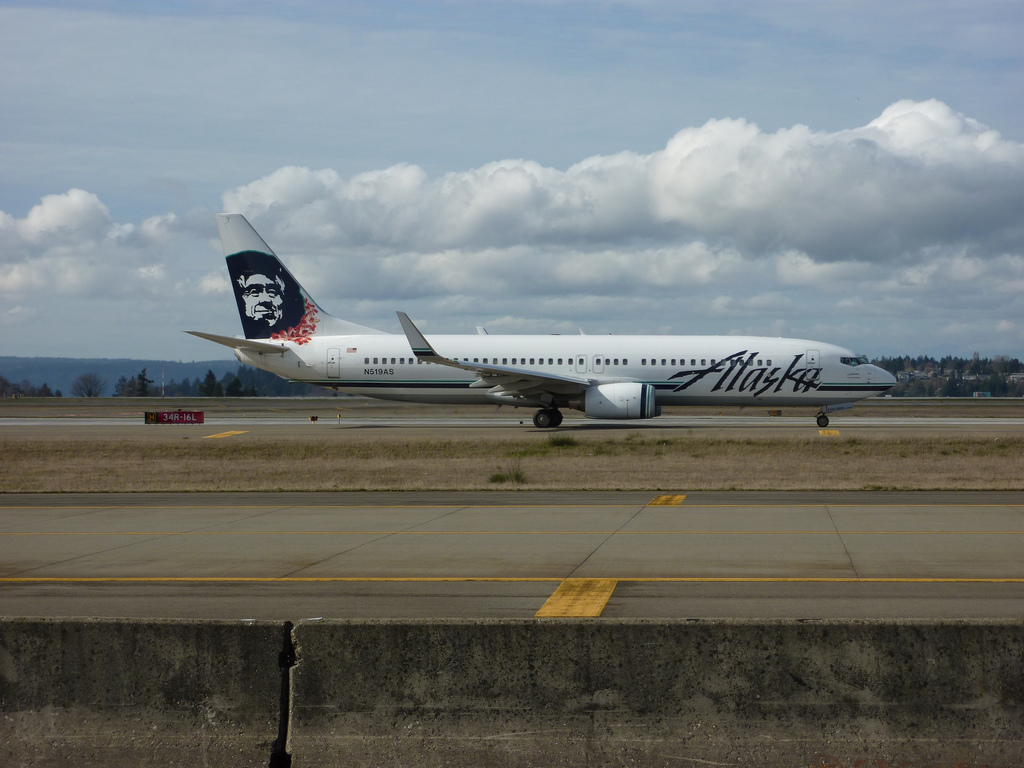 Photo of Alaska Airlines N519AS, Boeing 737-800