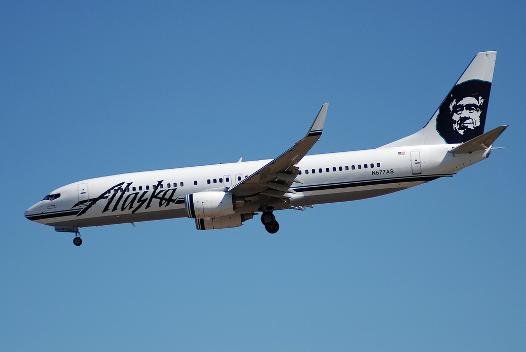 Photo of Alaska Airlines N577AS, Boeing 737-800