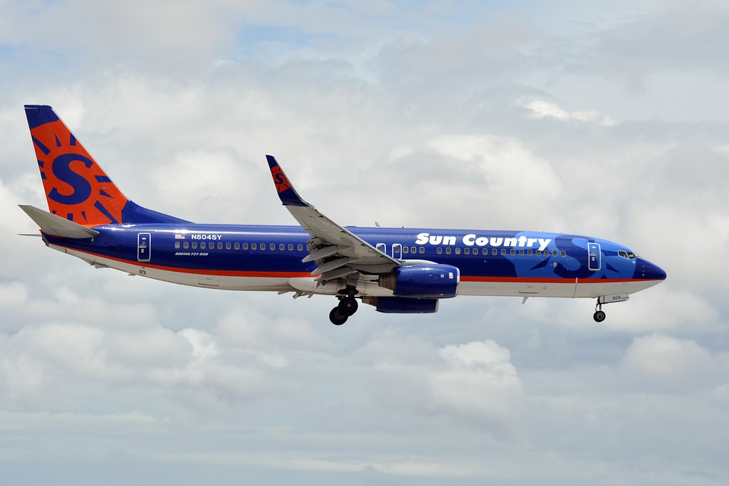 Photo of Sun Country Airlines N804SY, Boeing 737-800