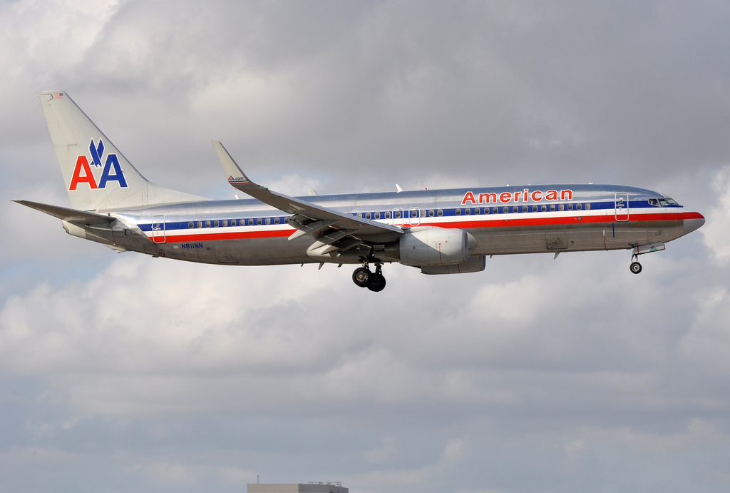 Photo of American Airlines N811NN, Boeing 737-800