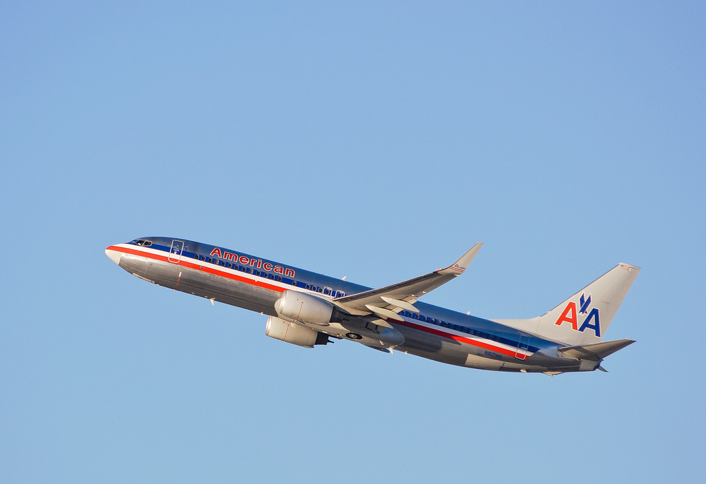 Photo of American Airlines N821NN, Boeing 767-300