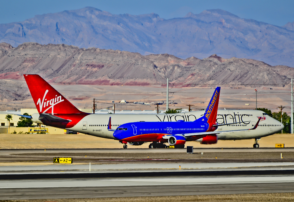 Photo of Southwest Airlines N8319F, Boeing 737-800