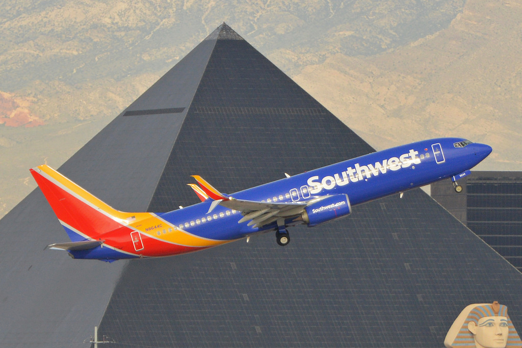 Photo of Southwest Airlines N8644C, Boeing 737-800