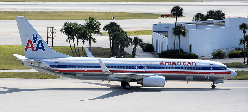 Photo of American Airlines N865NN, Boeing 737-800