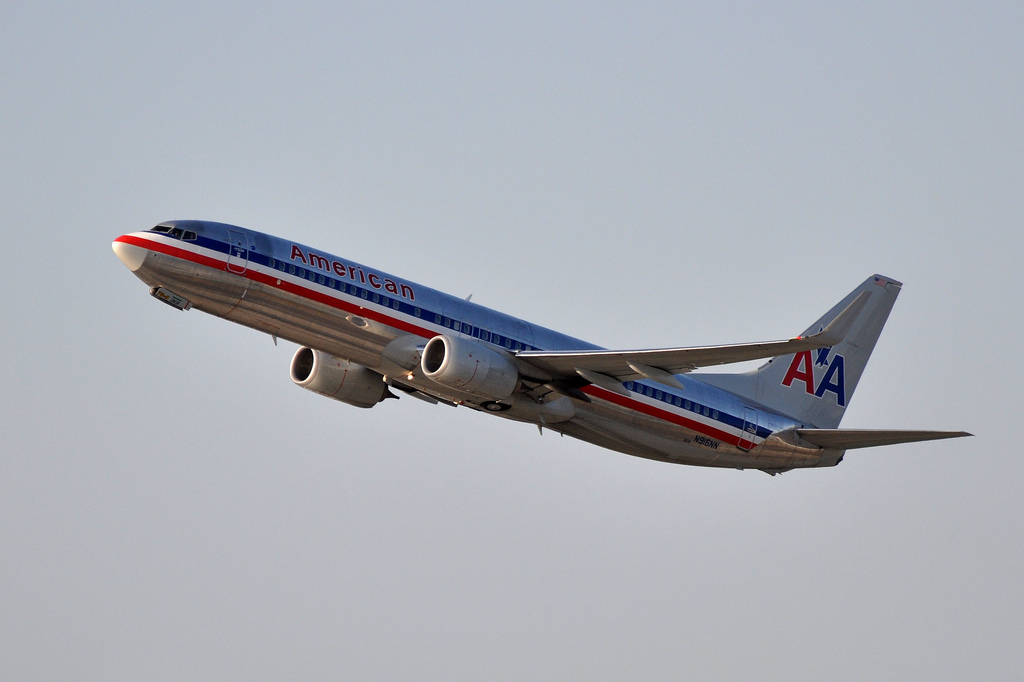Photo of American Airlines N916NN, Boeing 737-800