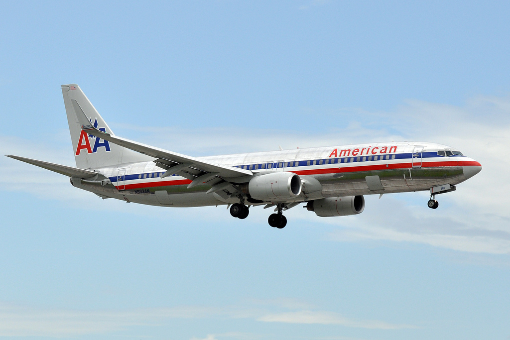 Photo of American Airlines N933AN, Boeing 737-800