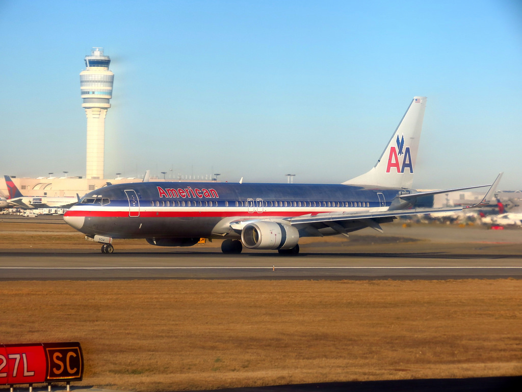 Photo of American Airlines N957AN, Boeing 737-800