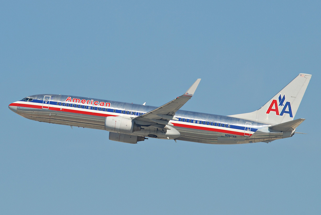 Photo of American Airlines N967AN, Boeing 737-800