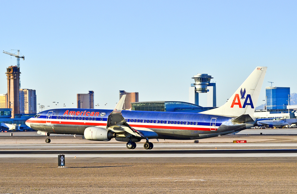 Photo of American Airlines N972AN, Boeing 737-800