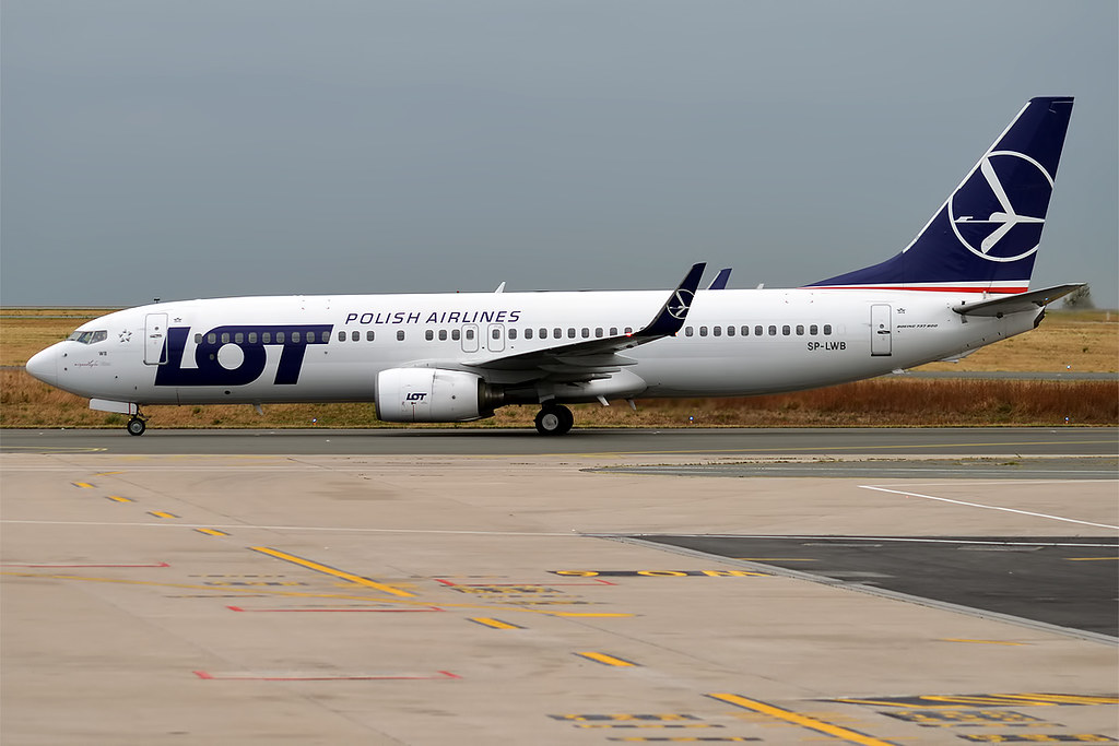 Photo of LOT Polish Airlines SP-LWB, Boeing 737-800
