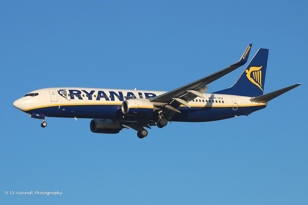 Photo of Ryanair Sun SP-RSA, Boeing 737-800