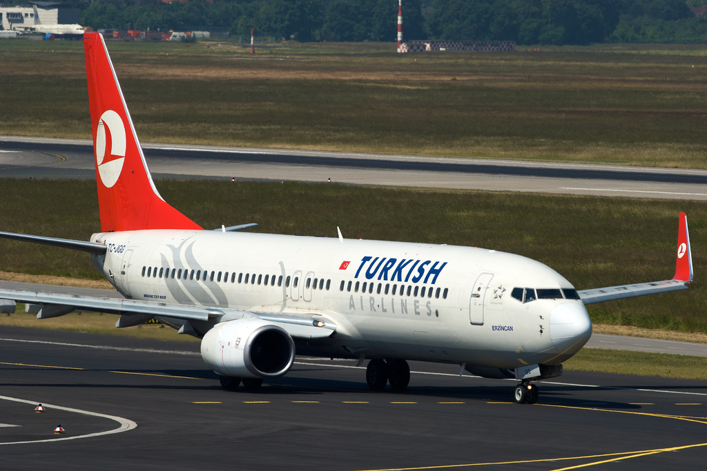 Photo of THY Turkish Airlines TC-JGG, Boeing 737-800