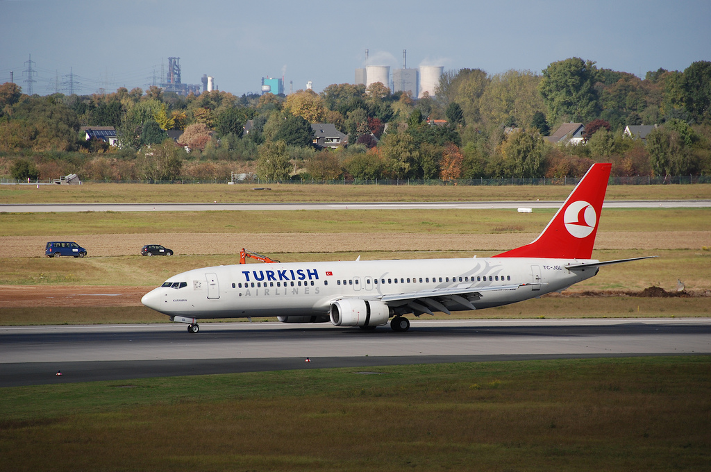 Photo of THY Turkish Airlines TC-JGL, Boeing 737-800