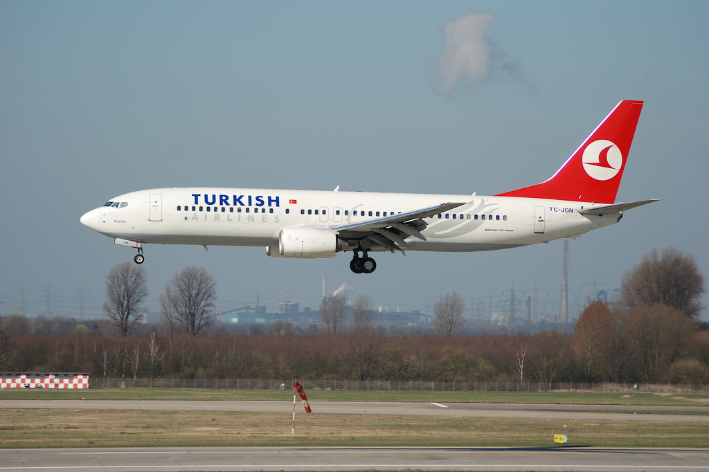 Photo of THY Turkish Airlines TC-JGN, Boeing 737-800