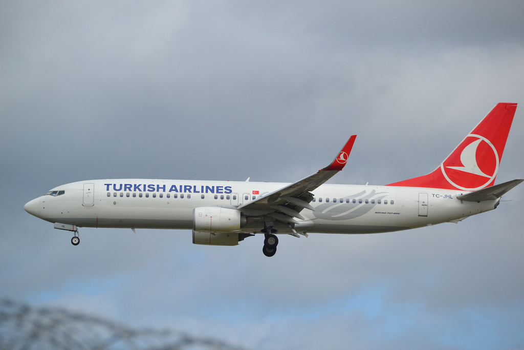 Photo of THY Turkish Airlines TC-JHL, Boeing 737-800