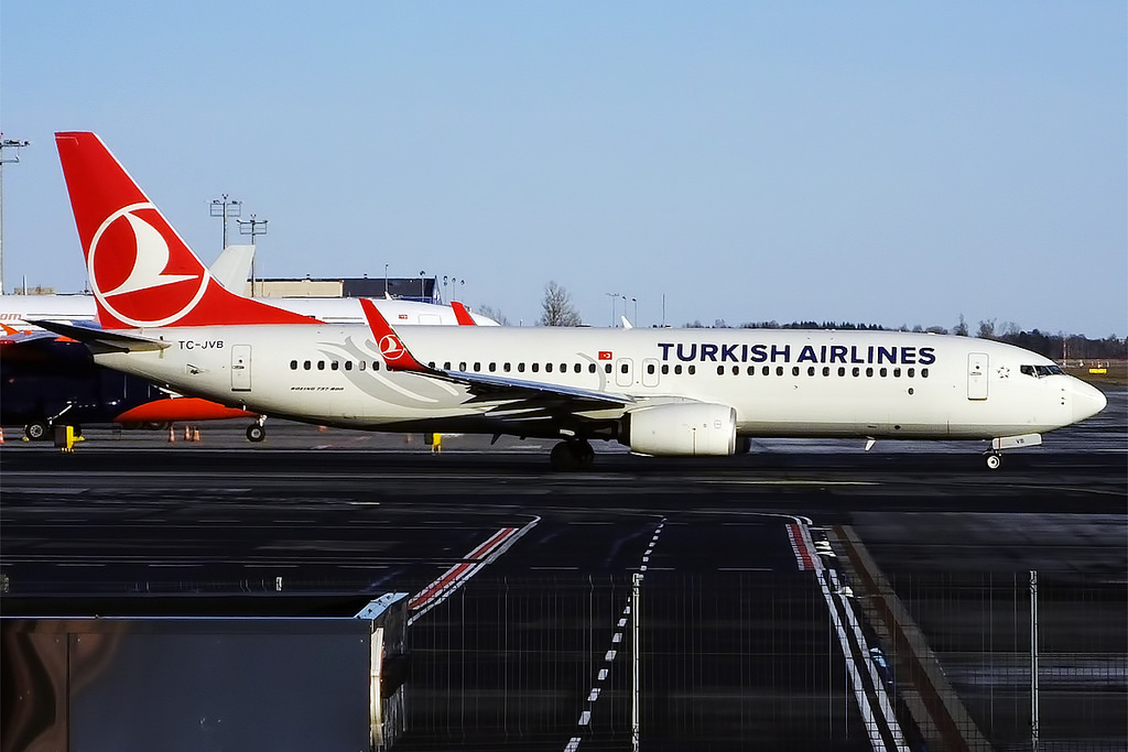 Photo of THY Turkish Airlines TC-JVB, Boeing 737-800