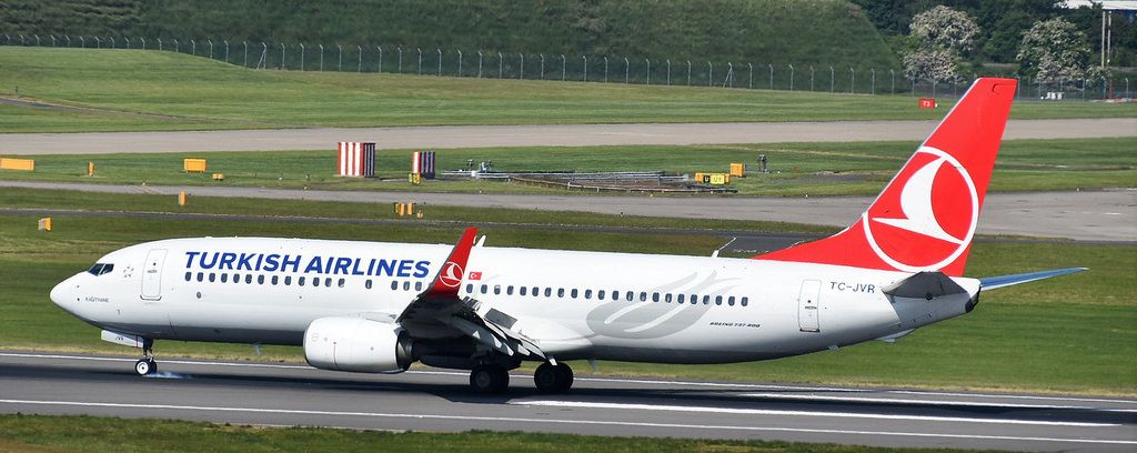 Photo of THY Turkish Airlines TC-JVR, Boeing 737-800