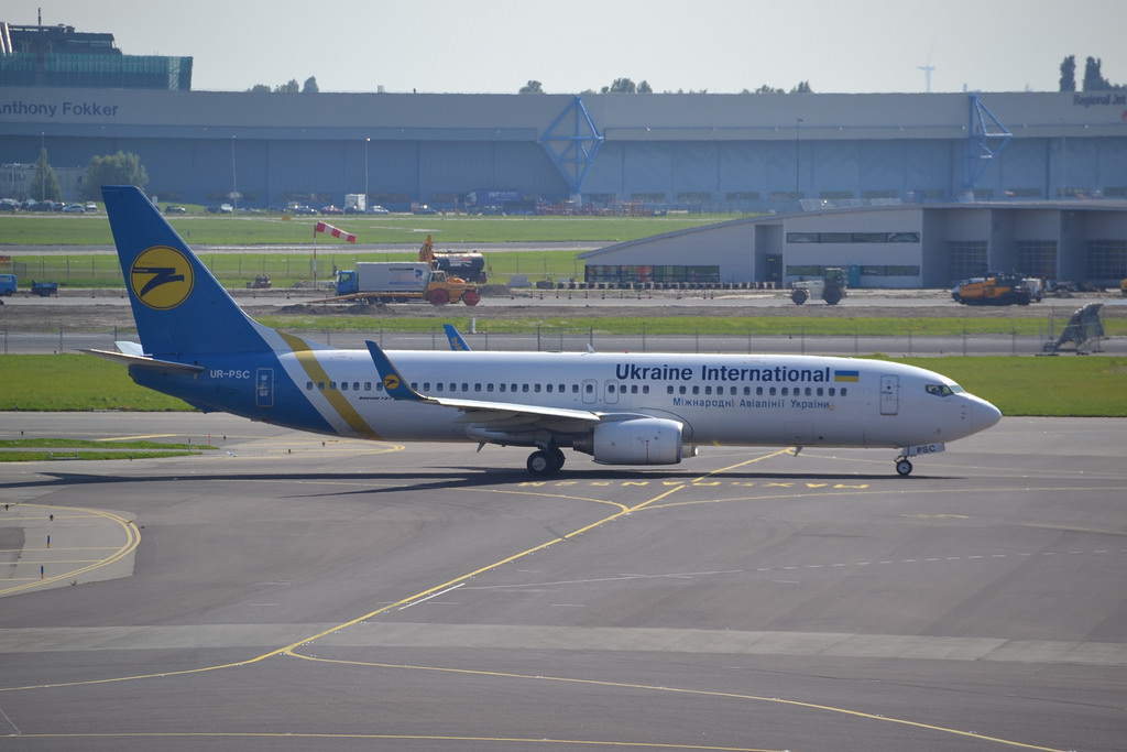 Photo of Ukraine International Airlines UR-PSC, Boeing 737-800