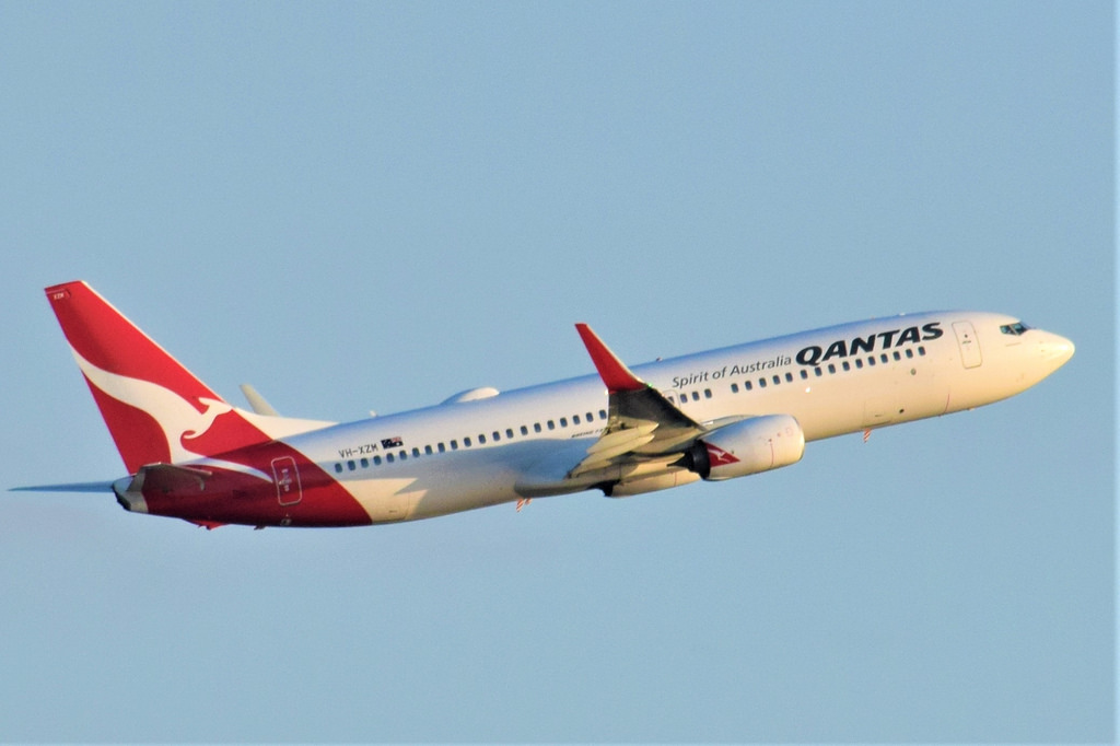 Photo of Qantas VH-XZM, Boeing 737-800