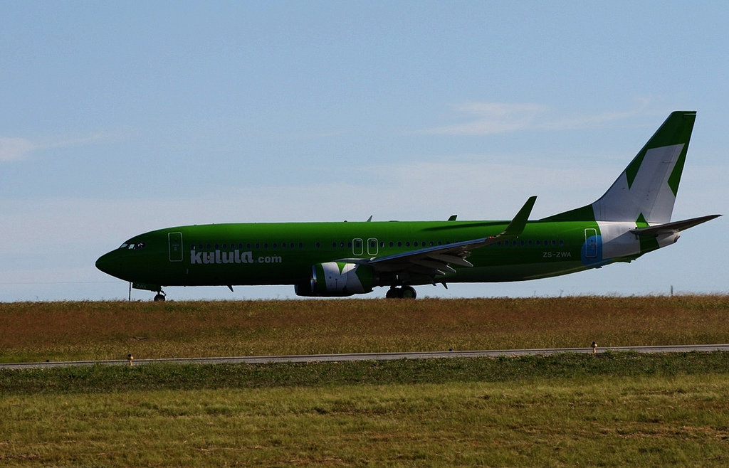 Photo of Kulula ZS-ZWA, Boeing 737-800