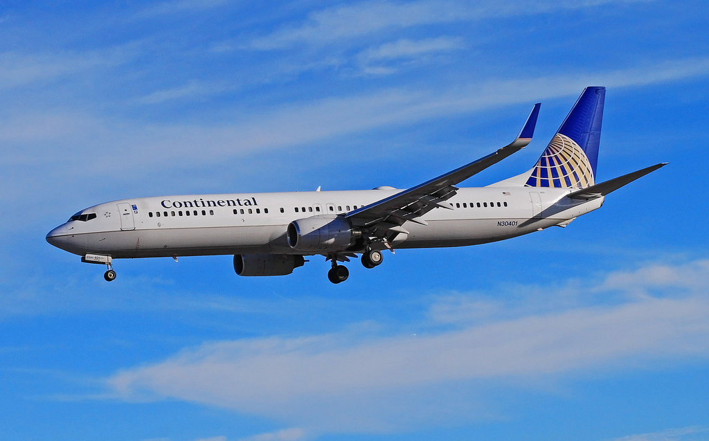 Photo of United N30401, Boeing 737-900