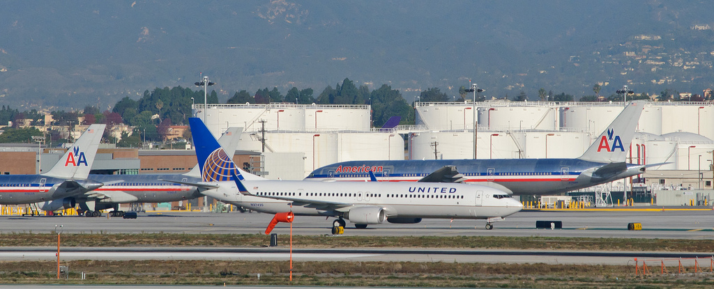 Photo of United N37420, Boeing 737-900