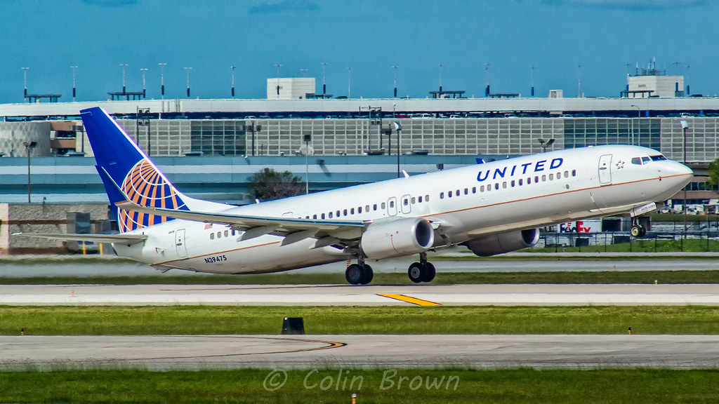 Photo of United N39475, Boeing 737-900
