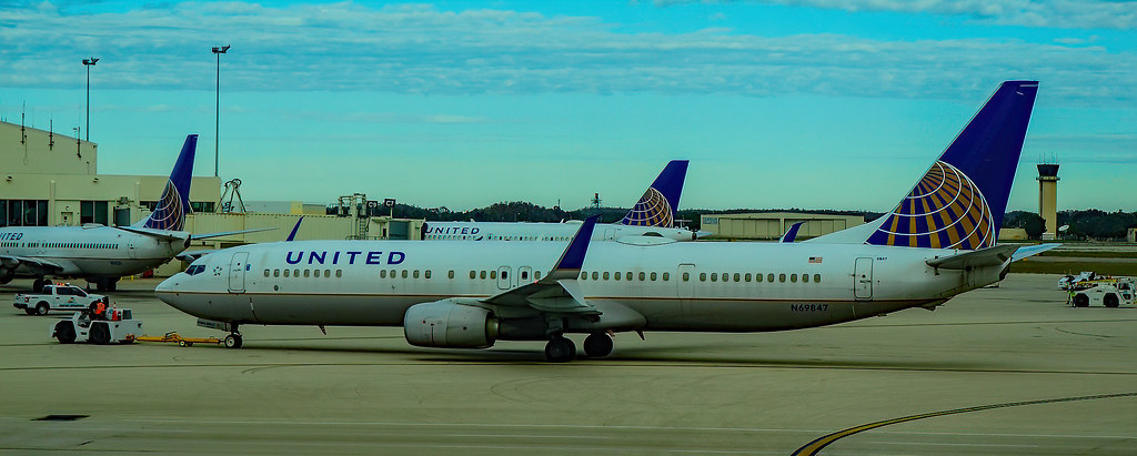 Photo of United N69847, Boeing 737-900