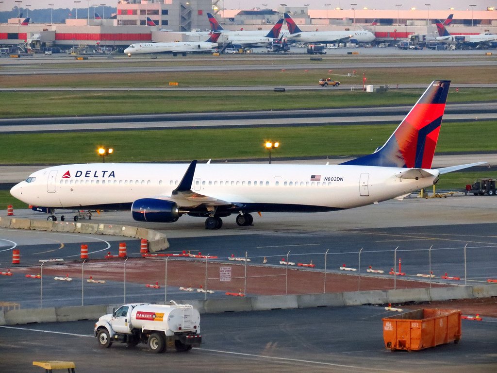 Delta Boeing 737 900 At Atlanta On May 23rd 2017 Tail